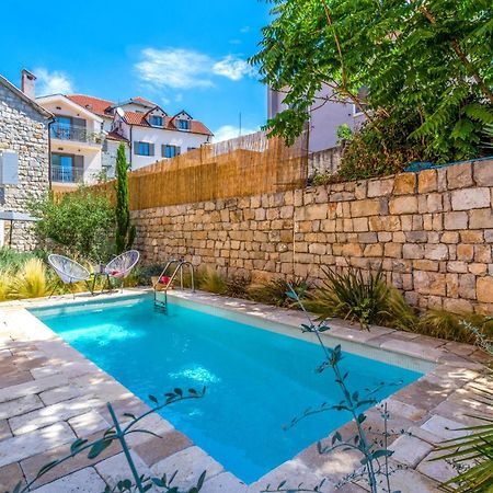 Stunning Home In Split With Outdoor Swimming Pool Luaran gambar